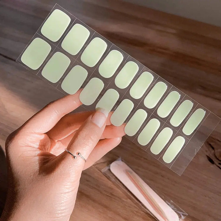 Semi Cured Gel Nail Strips - NG200067 Quinnas