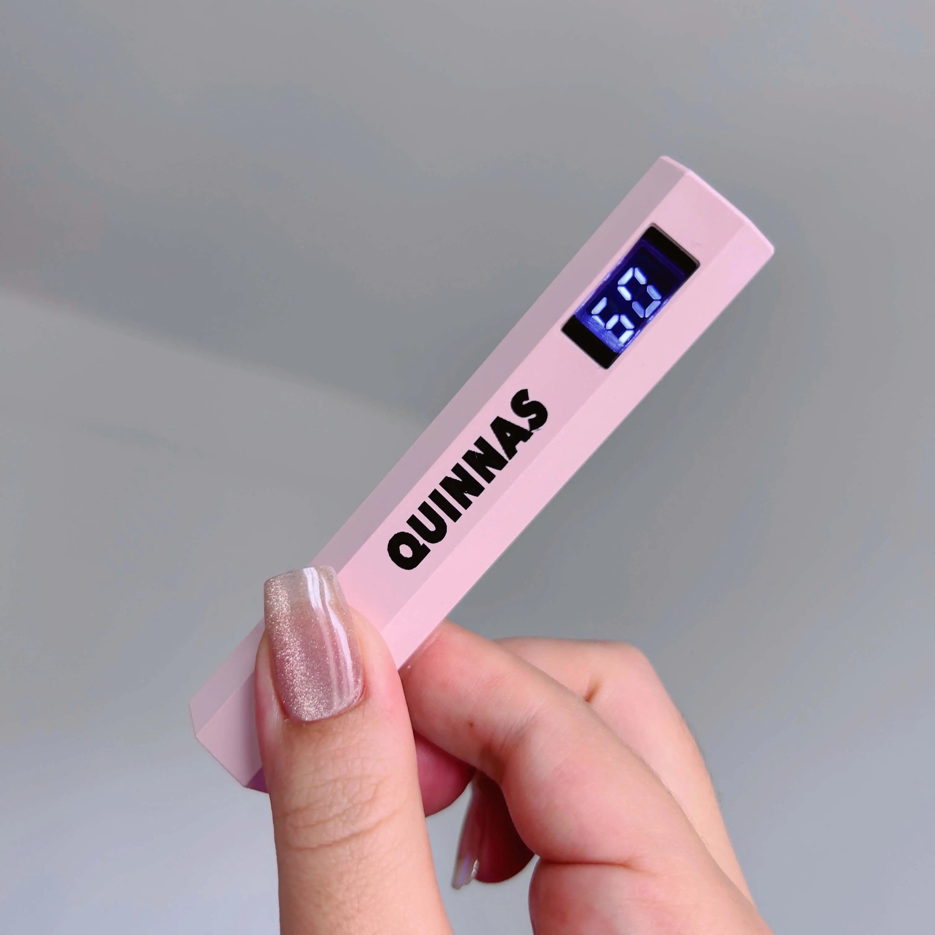 【 FREE 】QUINNAS UV LAMP (ADD TO YOUR CART) Quinnas