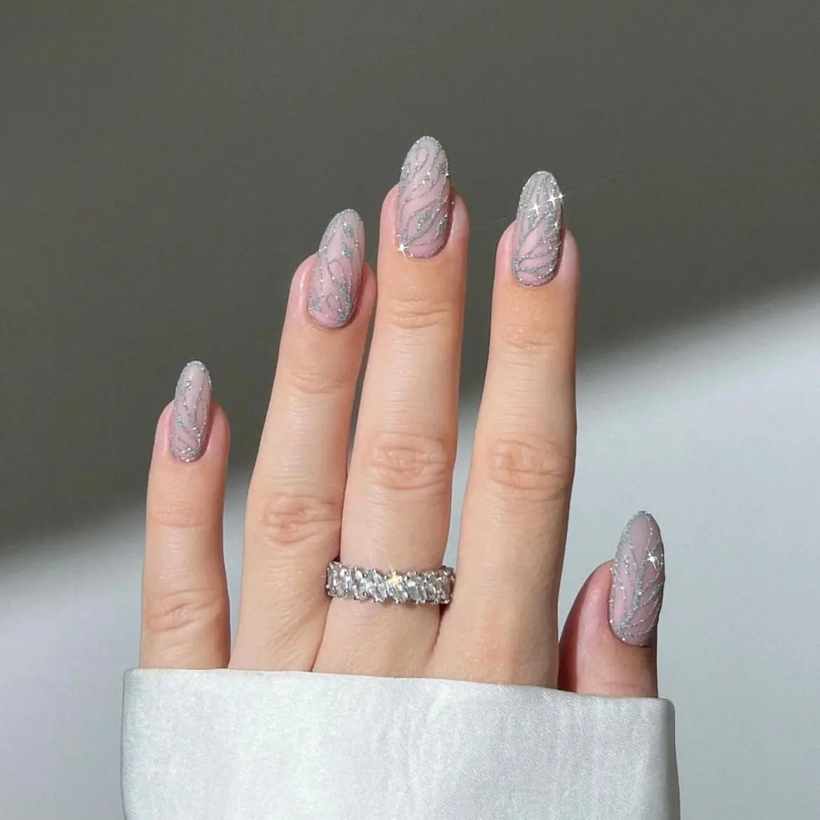 Light Pink Diamond Line Wedding Nails Semi Cured Gel Nail Strips - Quinnas8004