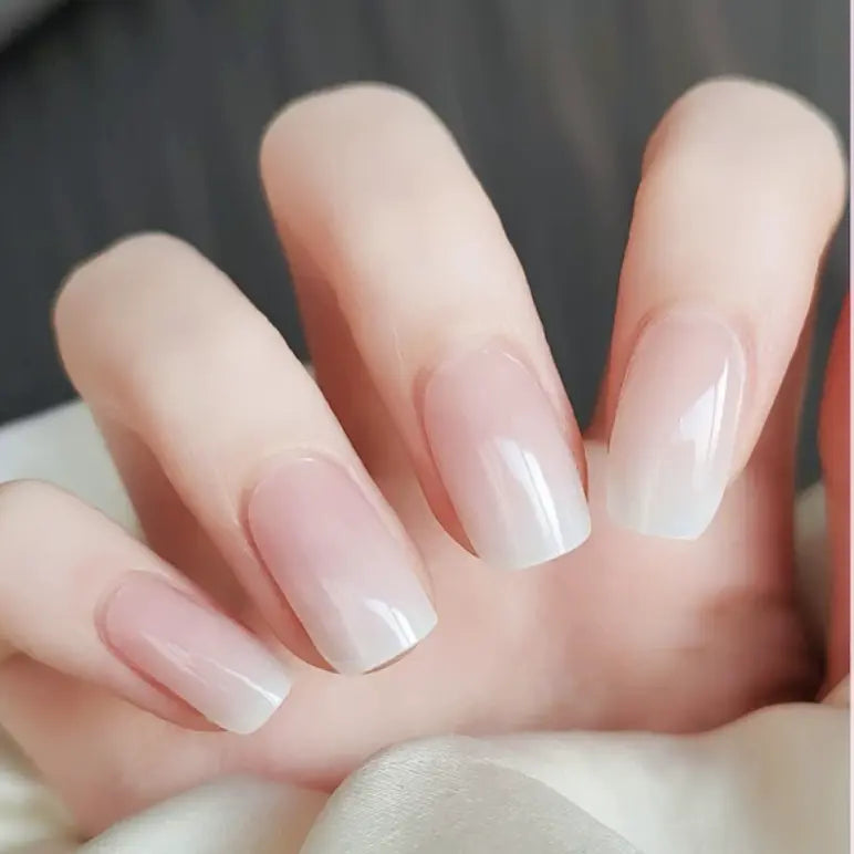 Winter White French Ombré Nails Semi Cured Gel Nail Strips - NG200289 Quinnas