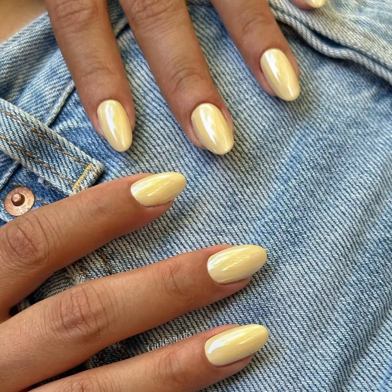 Pastel Yellow Chrome Nails Semi Cured Gel Nail Strips